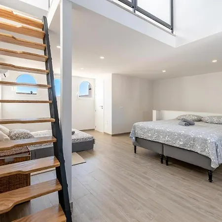 Triplex In The Heart Of