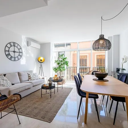 Triplex In The Heart Of Apartment *